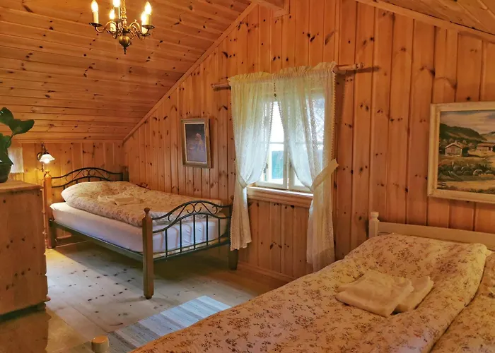 木屋 Unique Farm In The Steep Mountains Of